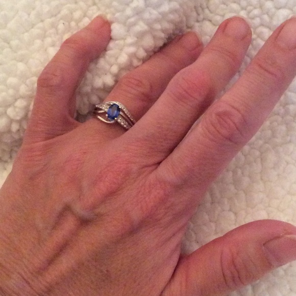 HOLD - Kay Jewelers Blue Sapphire Ring - Picture 7 of 8